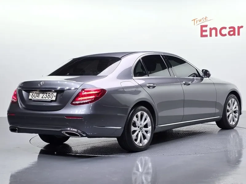Mercedes-Benz E 300 Exclusive | Mobile.bg � ����������� 2