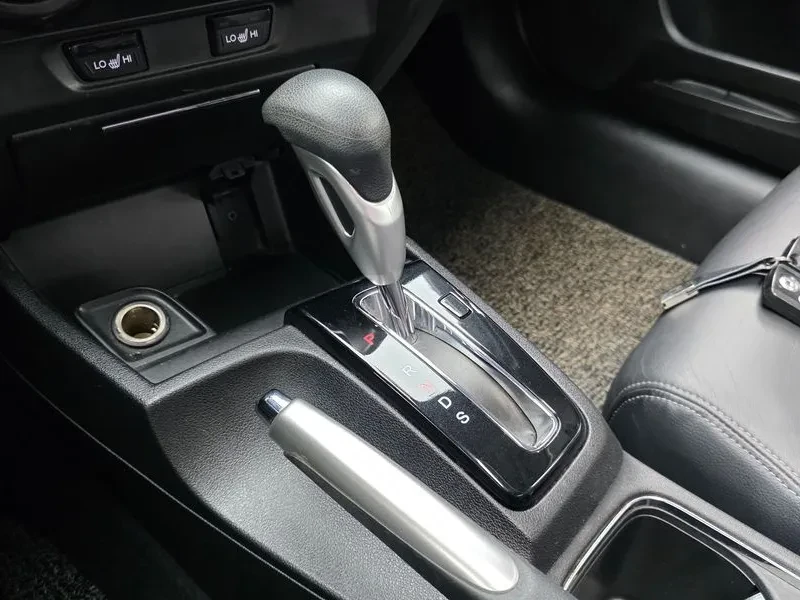 Honda Civic 1.8 EX , снимка 8 - Автомобили и джипове - 55715502