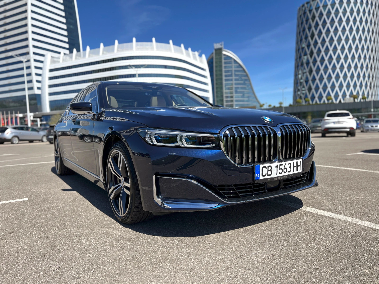 BMW 760 Li xDrive, снимка 1