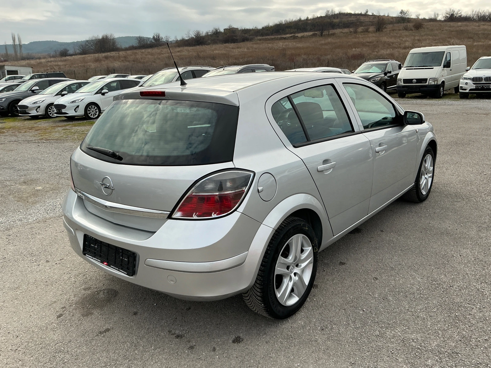 Opel Astra 1.6 I - изображение 8