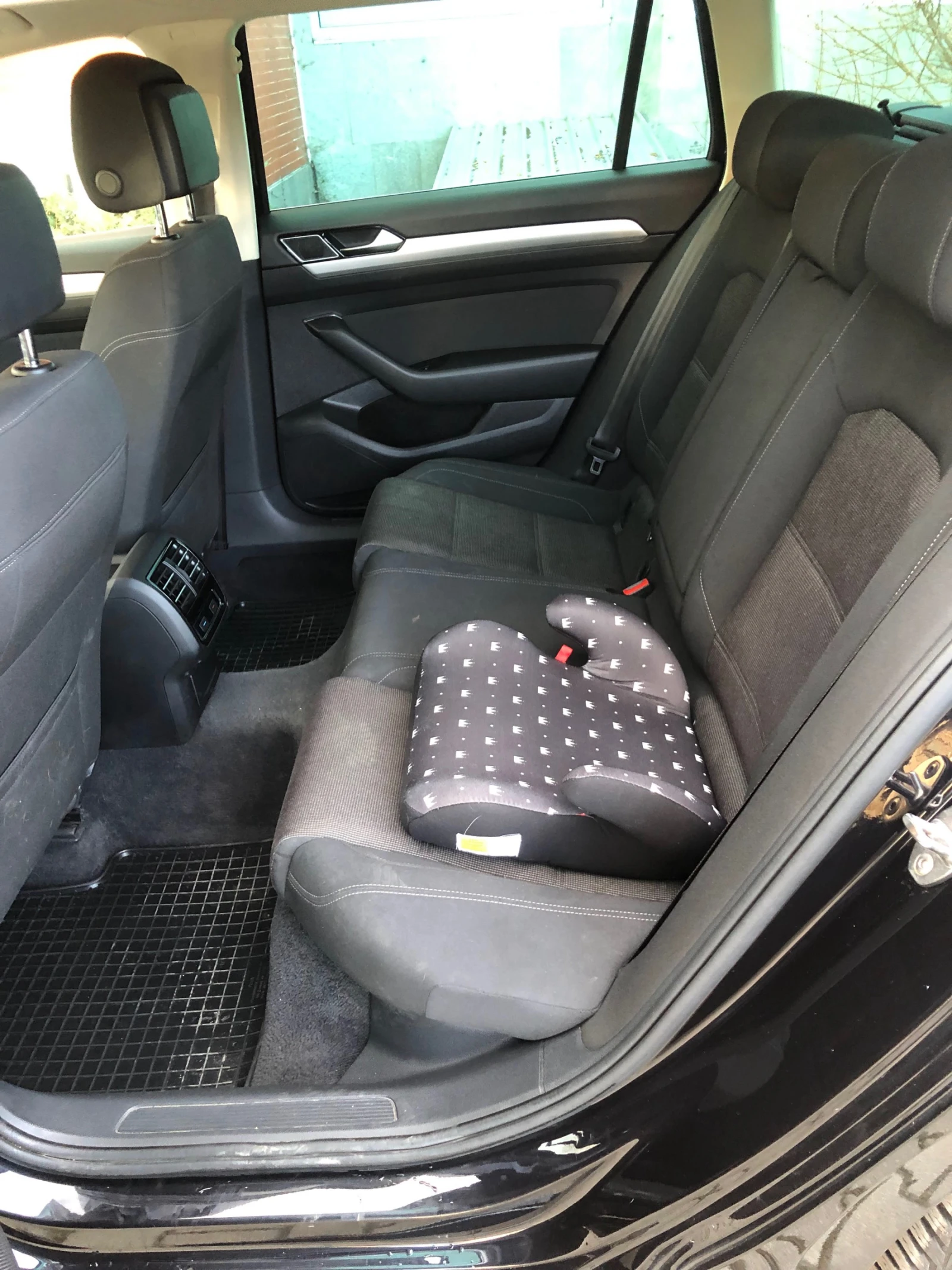 VW Passat  - изображение 10