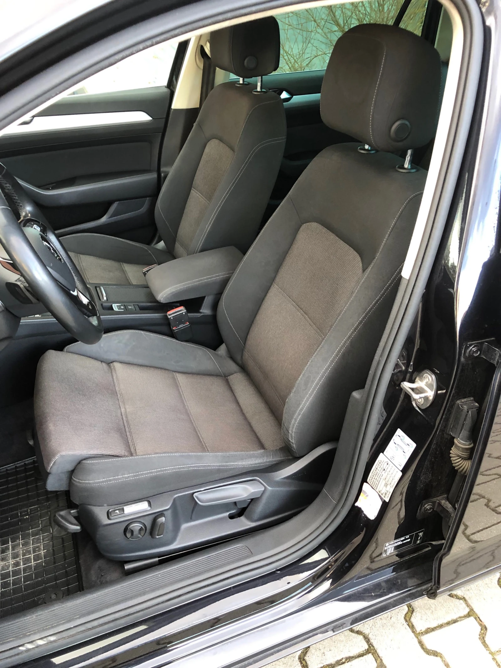 VW Passat  - изображение 7