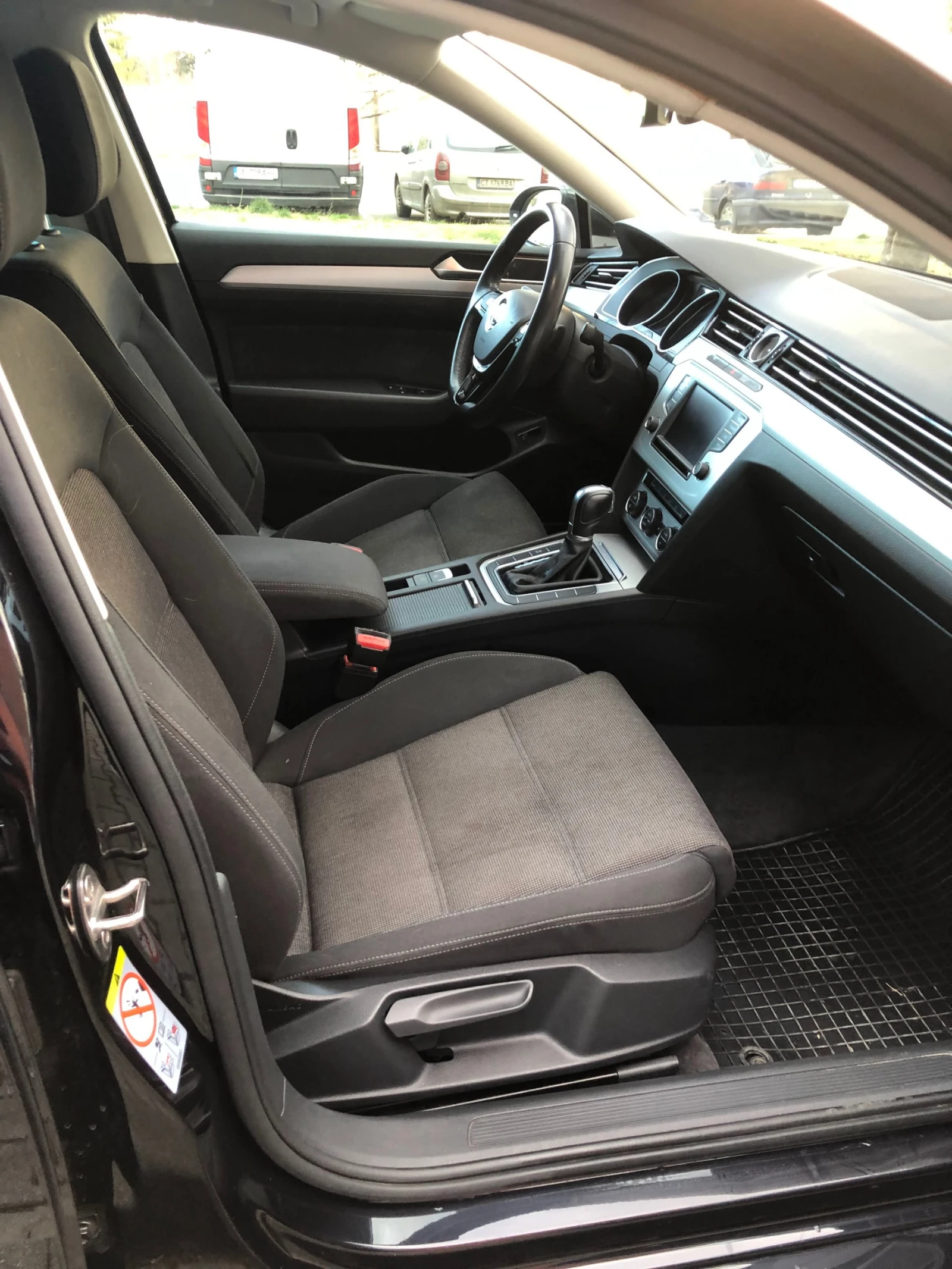 VW Passat  - изображение 9