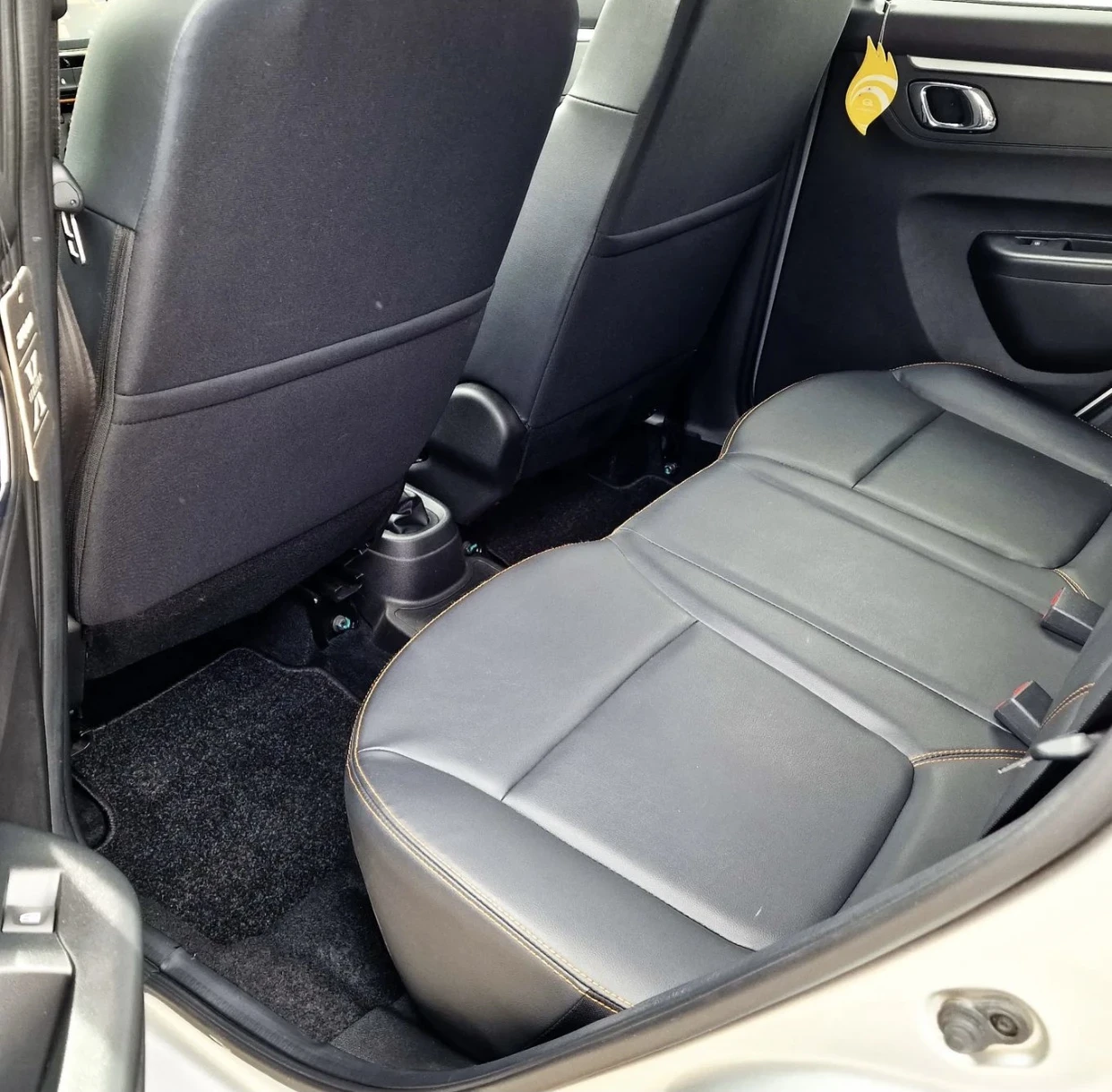 Dacia Spring Comfort Plus 20500км CCS - изображение 8