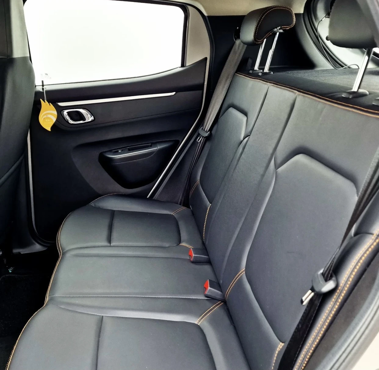 Dacia Spring Comfort Plus 20500км CCS - изображение 9