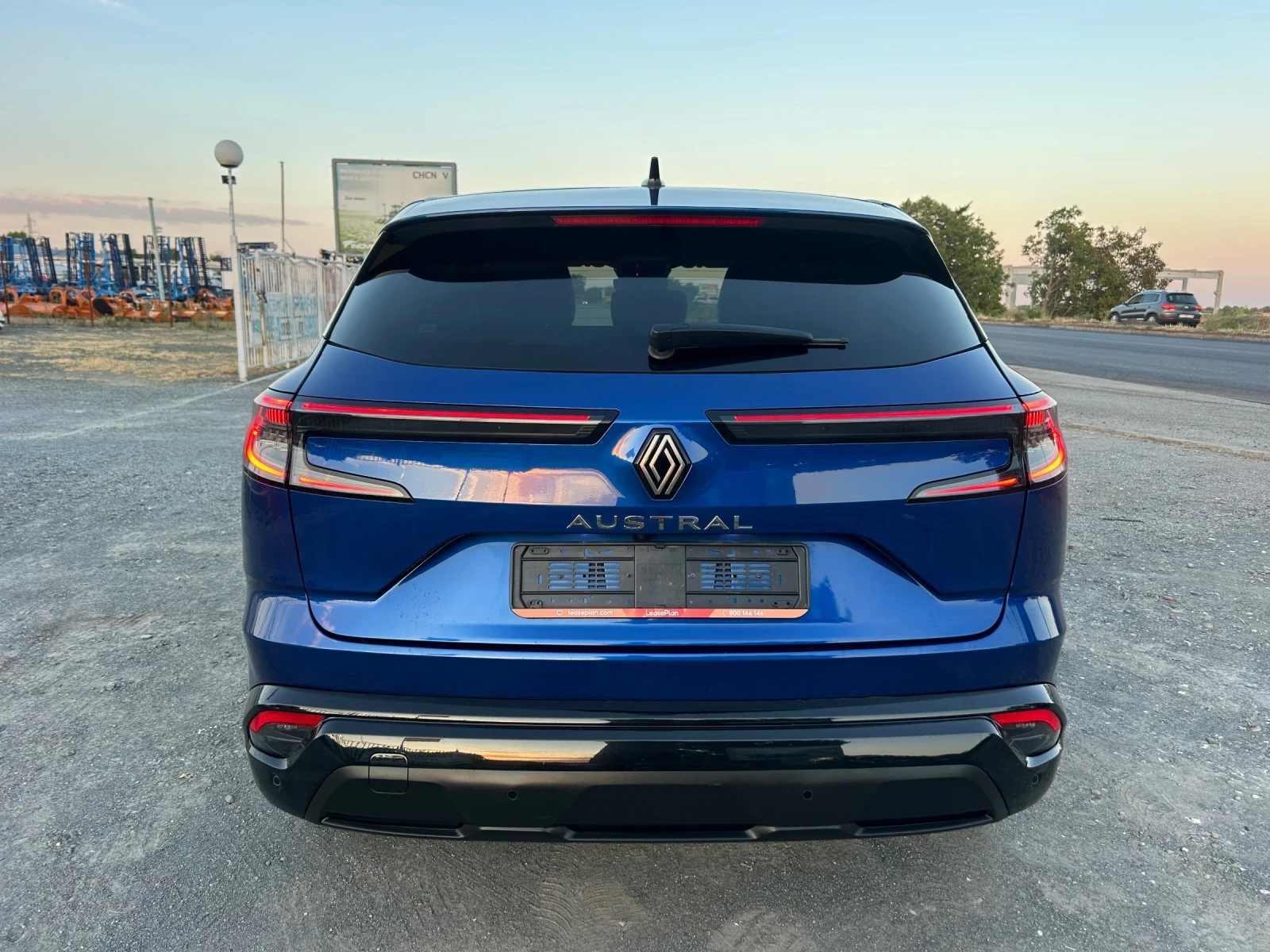 Renault Austral MILD-HYBRID / АВТОМАТИК / ЛЕД / AMBIENT / ГАРАНЦИЯ - изображение 6