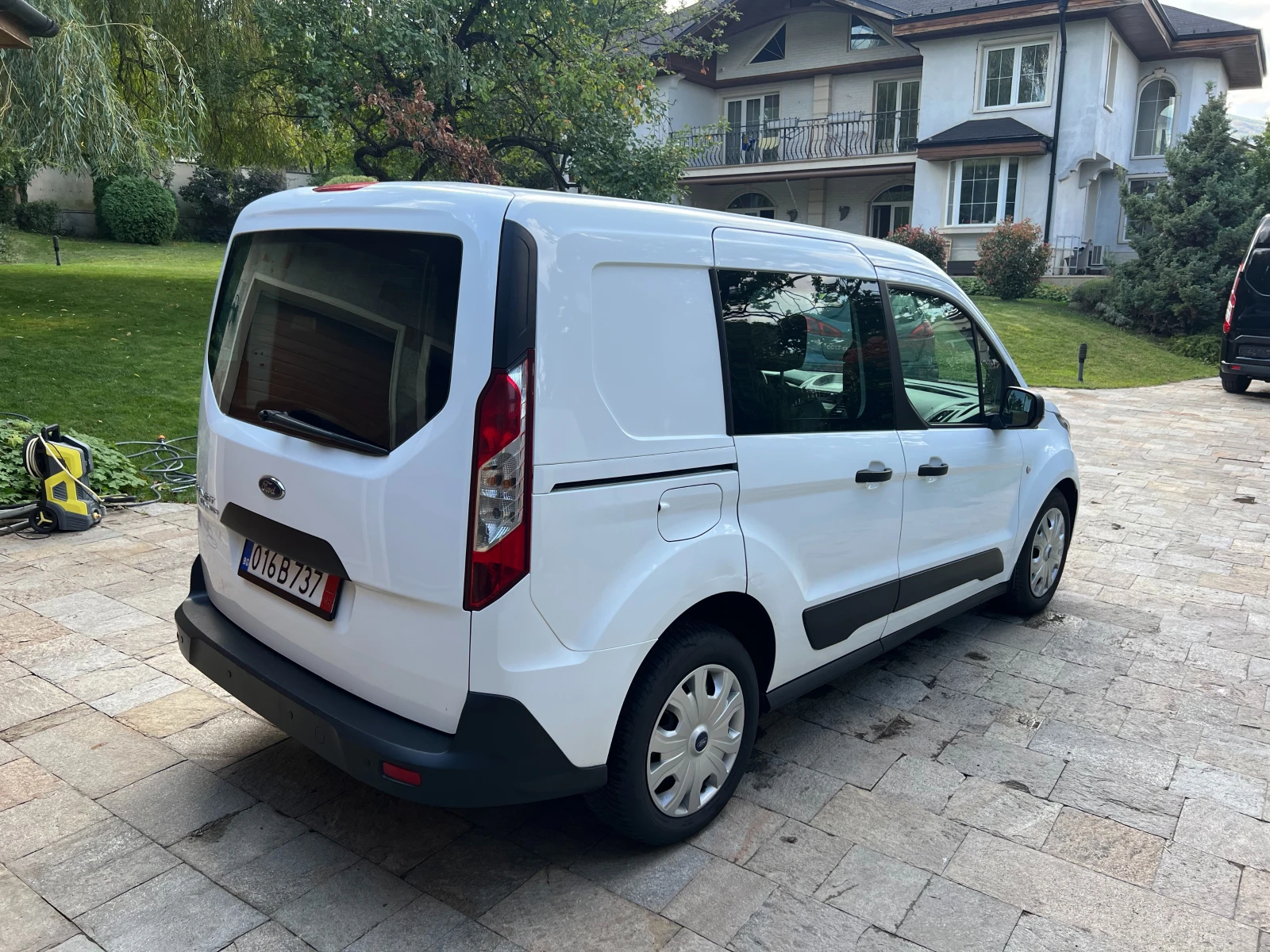 Ford Connect 1.5TDCI - изображение 5