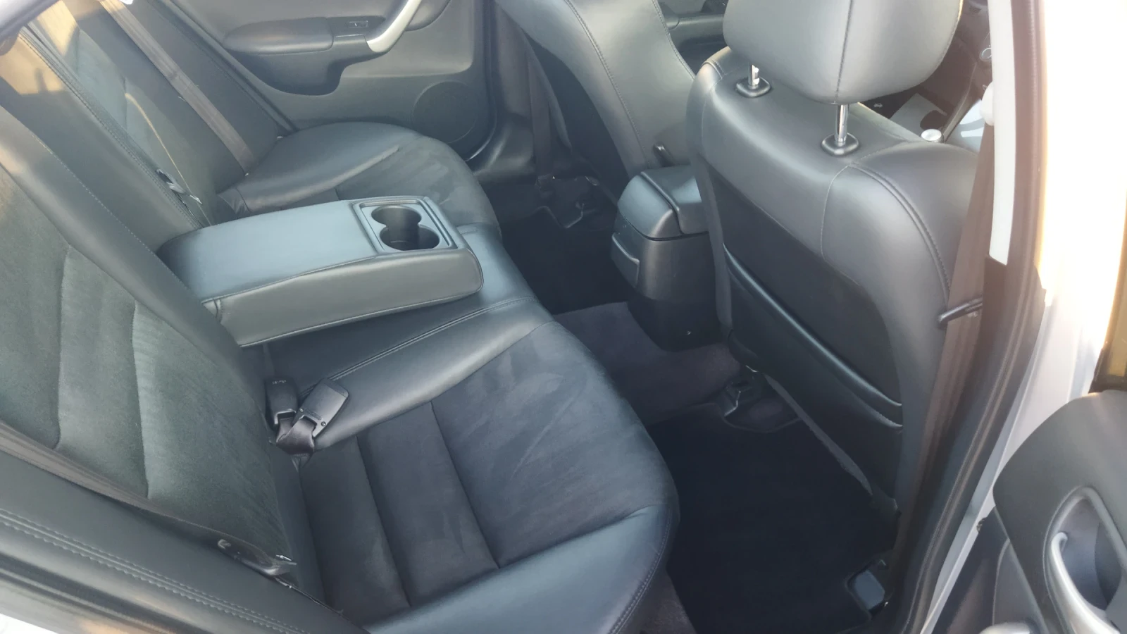 Honda Accord 2.4i   TYPE S  Швейцария - изображение 10
