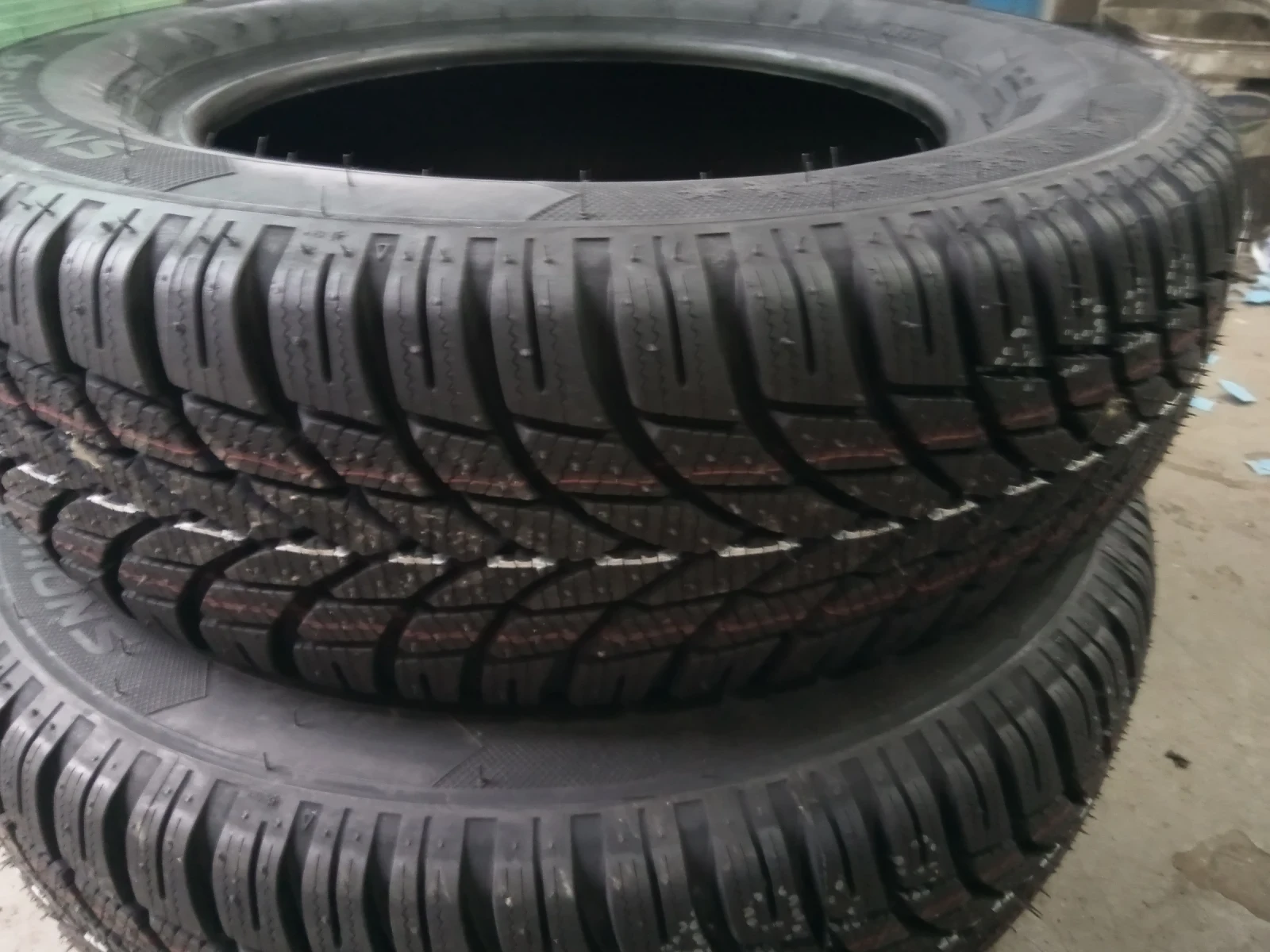 Nissan e-NV200  - изображение 4