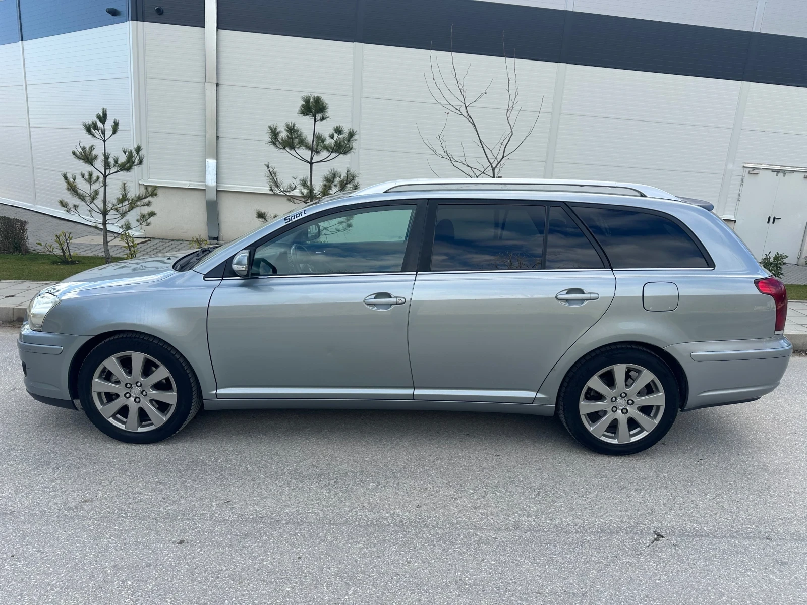 Toyota Avensis 2.0D4D//FACELIFT//126KS//NAVI//SW | Mobile.bg � ����������� 2