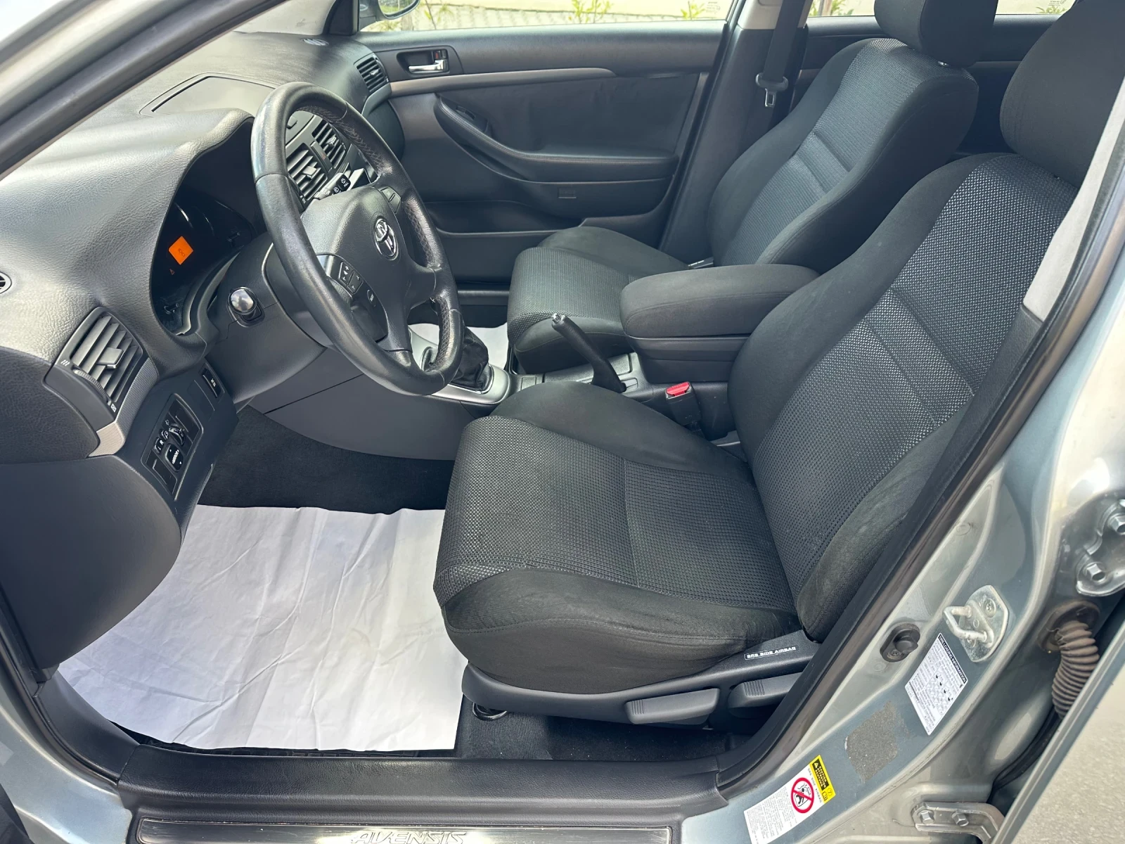 Toyota Avensis 2.0D4D//FACELIFT//126KS//NAVI//SW | Mobile.bg � ����������� 9