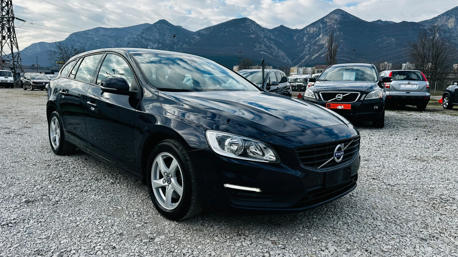 Volvo V60 2.0d-150kc euro 6 автоматик навигация - изображение 3