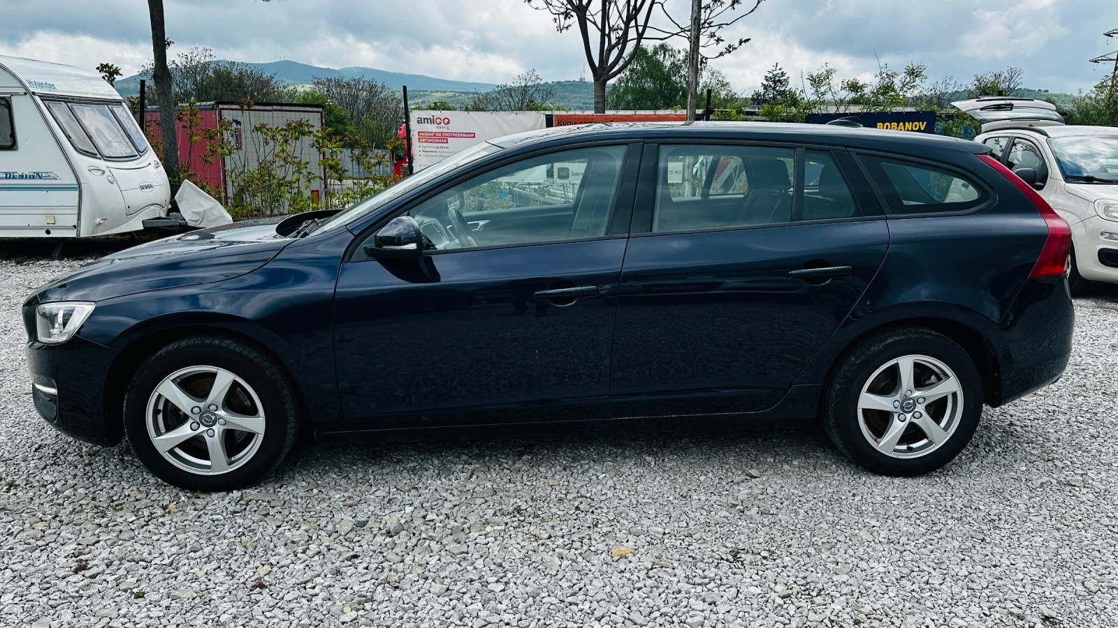 Volvo V60 Face-2.0d-150kc euro 6 автоматик Нави, снимка 4 - Автомобили и джипове - 53624624