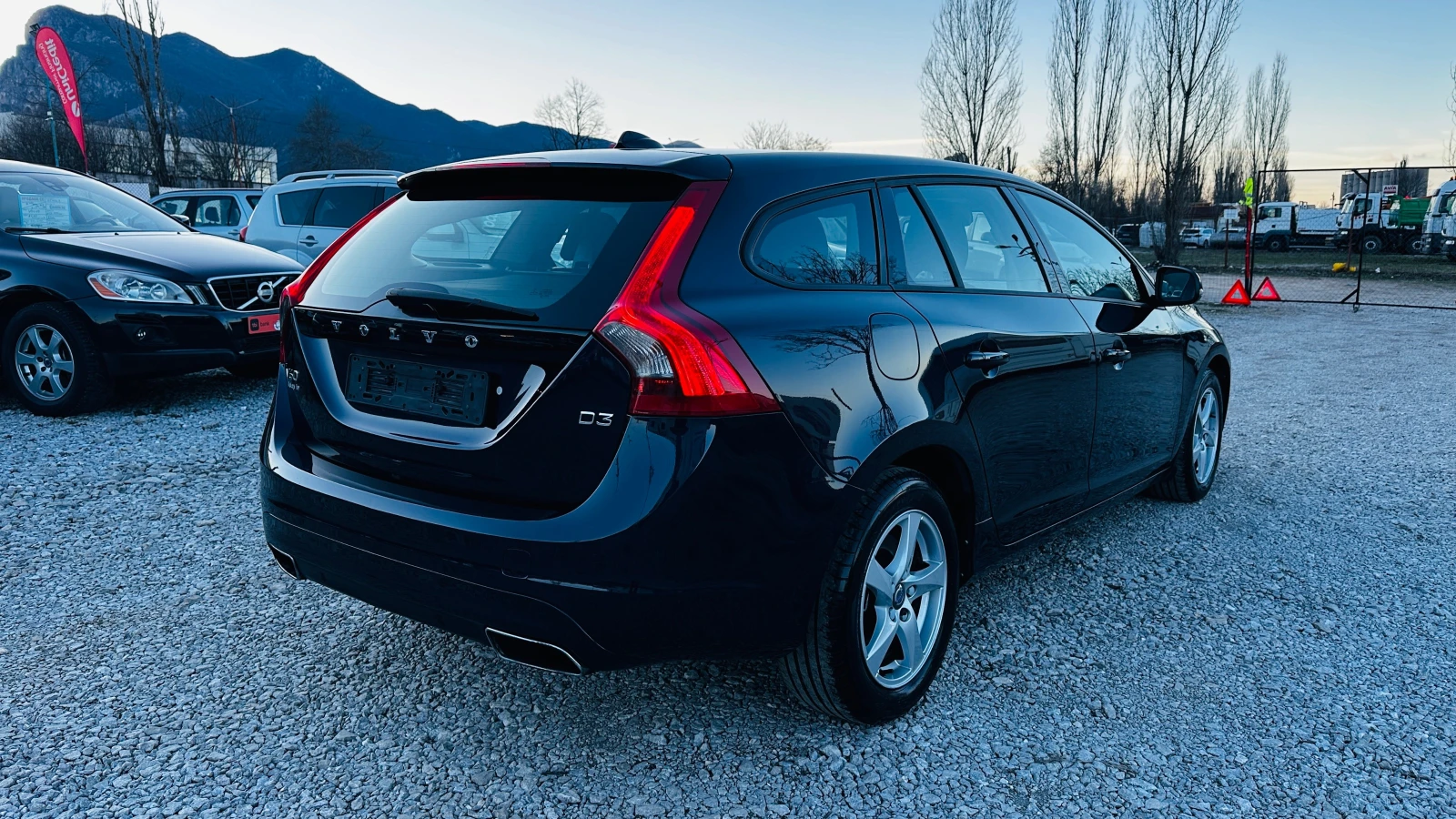 Volvo V60 2.0d-150kc euro 6 ��������� ��������� | Mobile.bg � ����������� 4