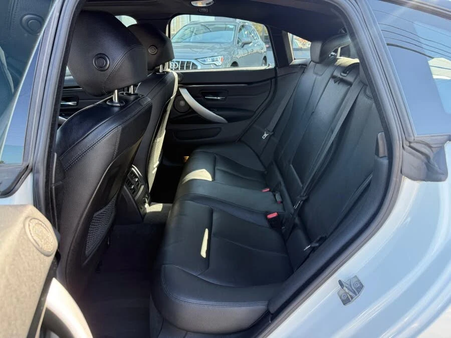 BMW 440 I * M-Package* * HeadUp* AвтоКредит* (ЦЕНА ДО БГ), снимка 17 - Автомобили и джипове - 53865284