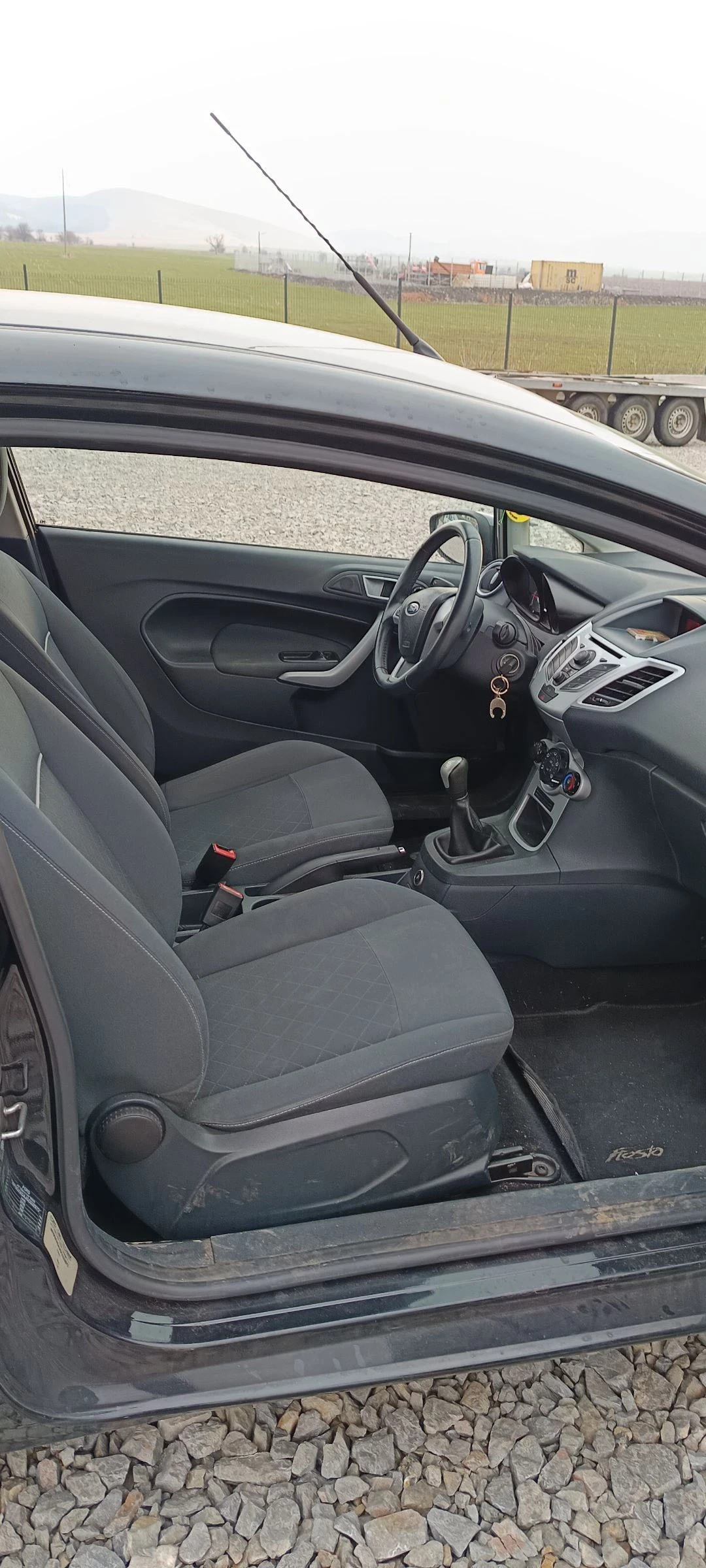 Ford Fiesta 1, 4, снимка 11 - Автомобили и джипове - 53878037