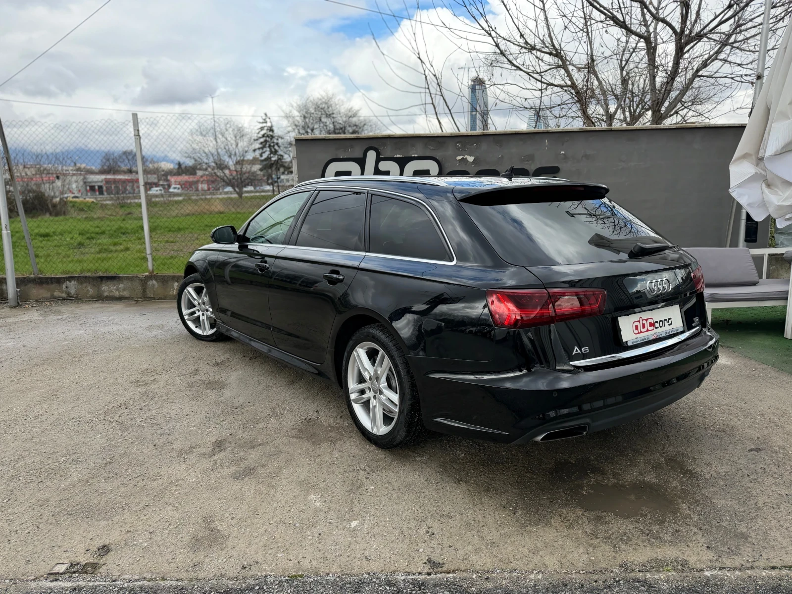 Audi A6 2.0TDI Quattro S-Line Facelift, снимка 5 - Автомобили и джипове - 54078610
