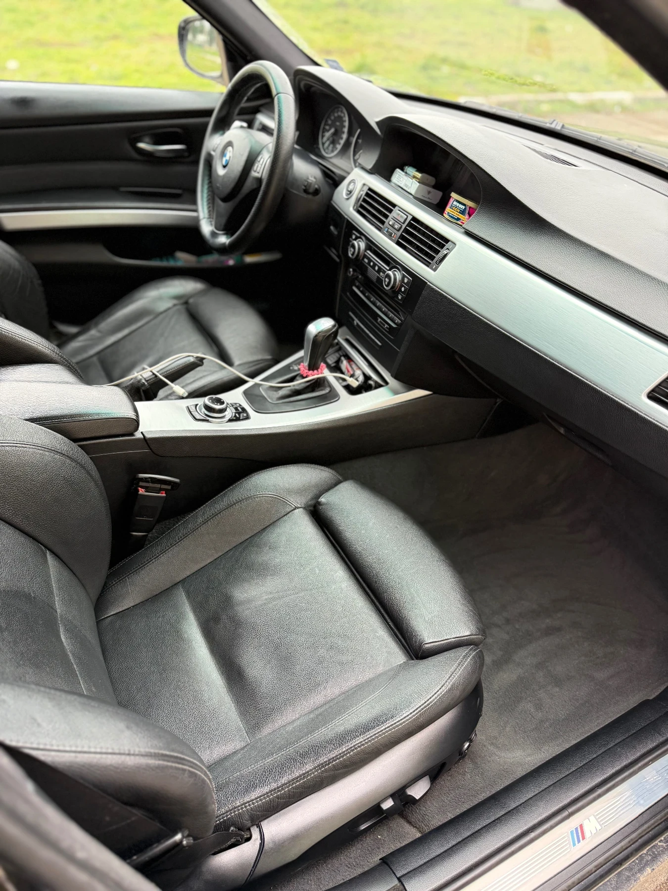 BMW 330, снимка 8 - Автомобили и джипове - 54196929