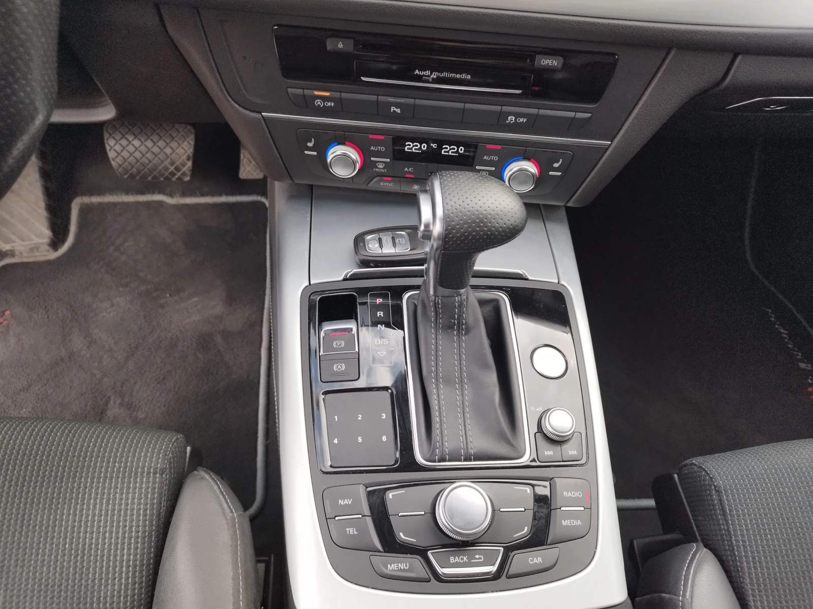 Audi A6 3.0 TDI Sline, снимка 11 - Автомобили и джипове - 54447742