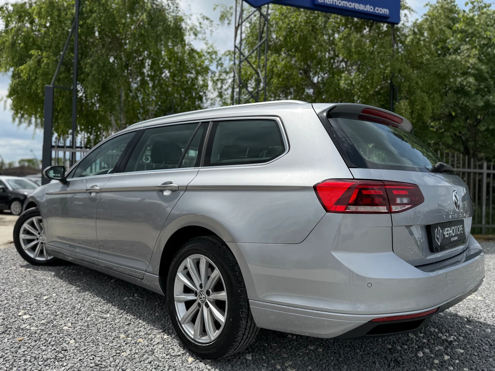 VW Passat 2.0TDI 150kc DSG Executive 8.5 FaceLift, снимка 4 - Автомобили и джипове - 54554493