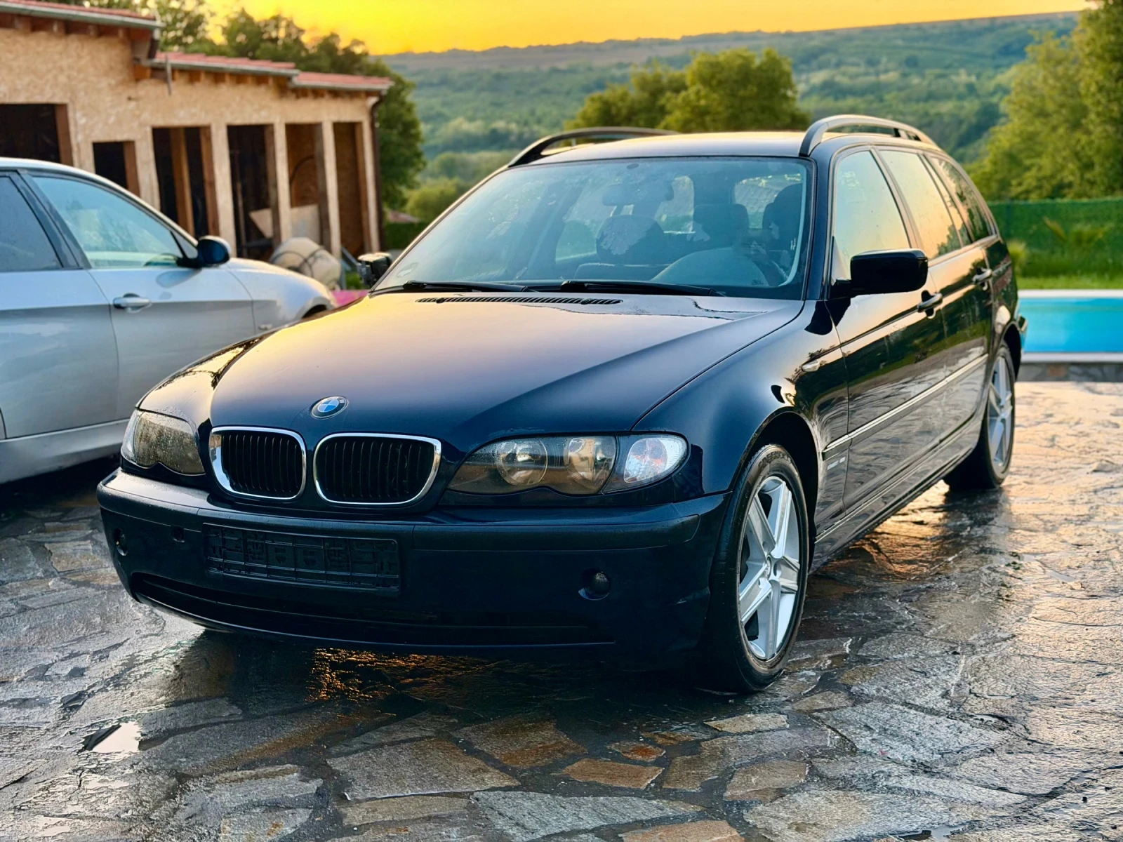 BMW 320 6-степенна, снимка 3 - Автомобили и джипове - 54598936