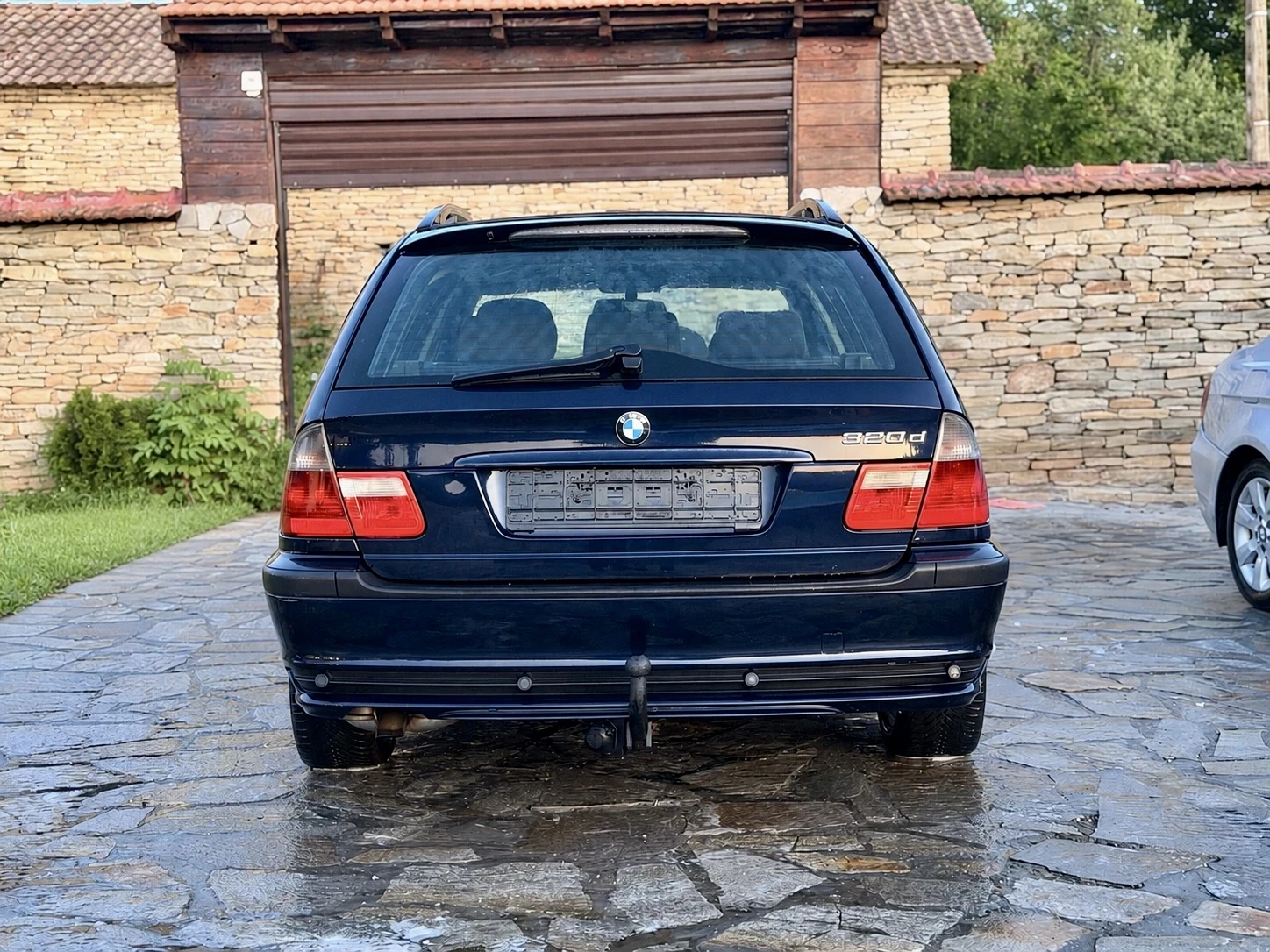 BMW 320 6-степенна, снимка 6 - Автомобили и джипове - 54598936