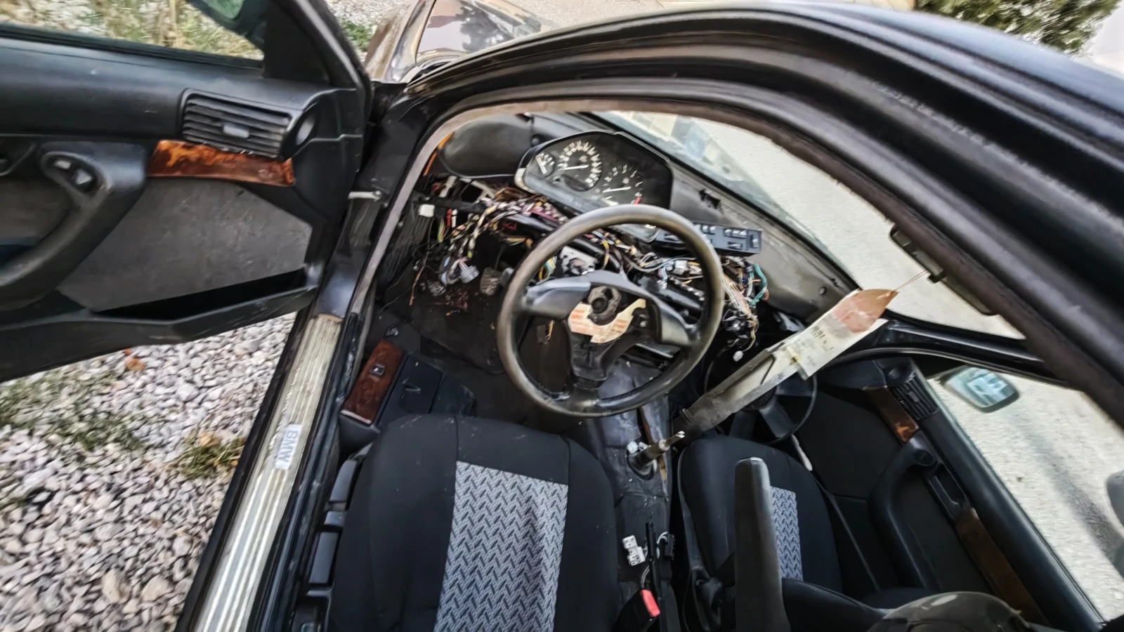 BMW 520, снимка 3 - Автомобили и джипове - 54658713