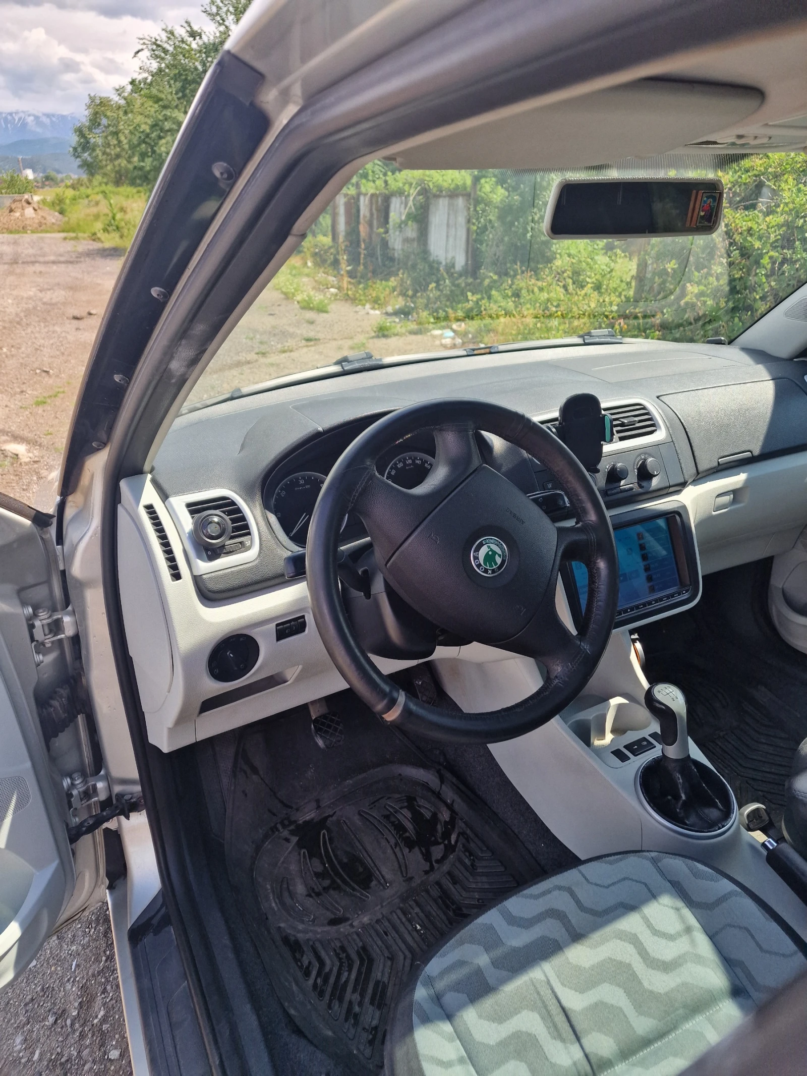 Skoda Roomster 1.4 TDI Панорама, снимка 7 - Автомобили и джипове - 54662810