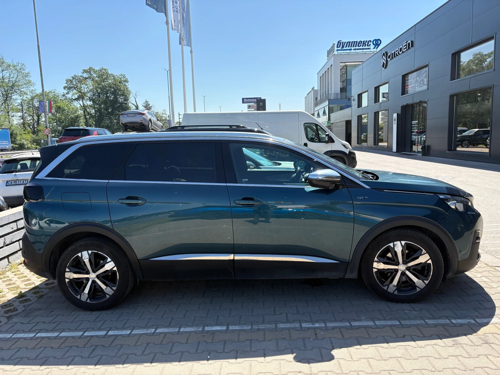 Peugeot 5008 BlueHDI  EAT8  GT  Keyless Full Led , снимка 6 - Автомобили и джипове - 54692776
