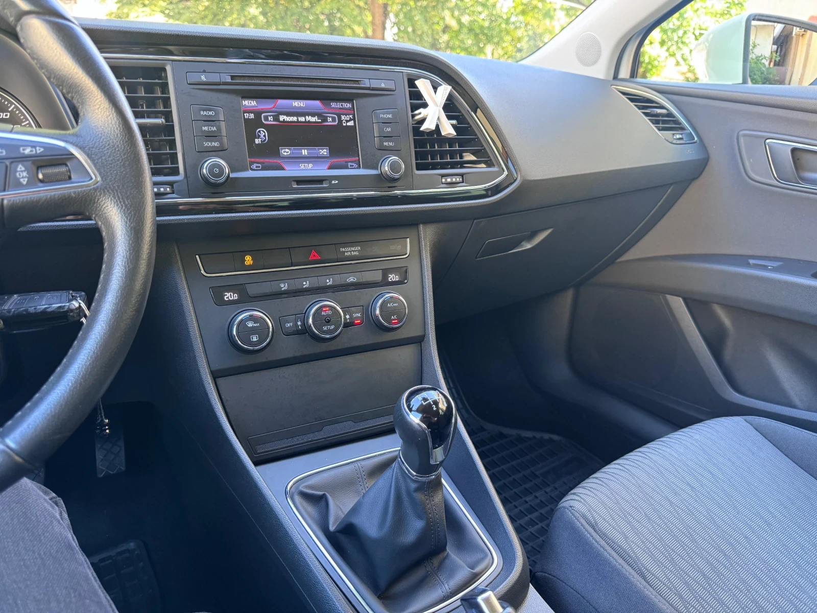 Seat Leon 1.2 i, снимка 9 - Автомобили и джипове - 54956204