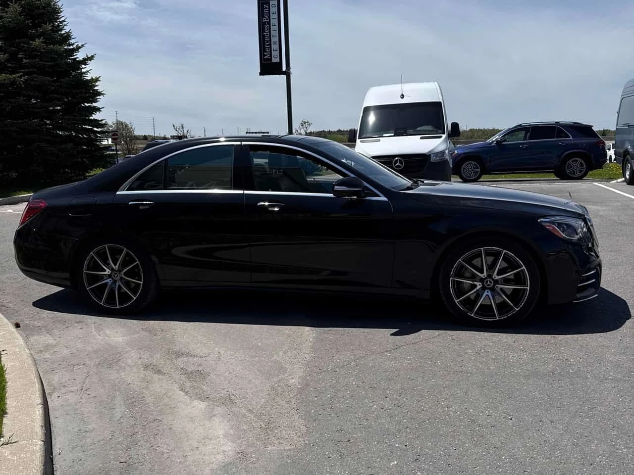 Mercedes-Benz S 560 4MATIC * ГЛАВНО ПРЕДСТАВИТЕЛСТВО НА MERCEDES* , снимка 4 - Автомобили и джипове - 55078572