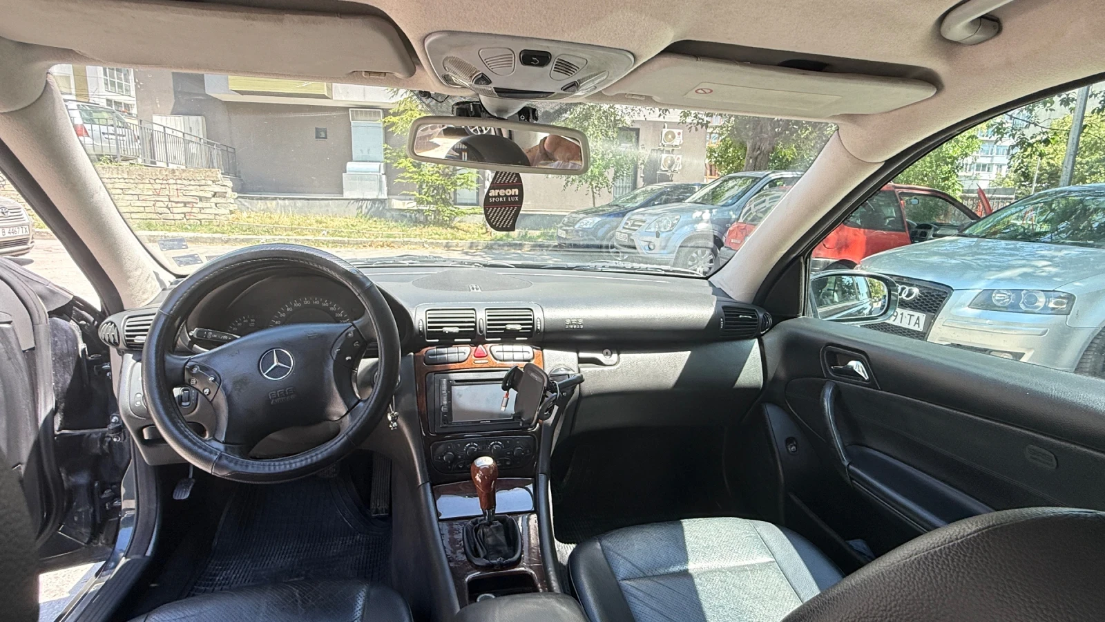 Mercedes-Benz C 220, снимка 9 - Автомобили и джипове - 55270373