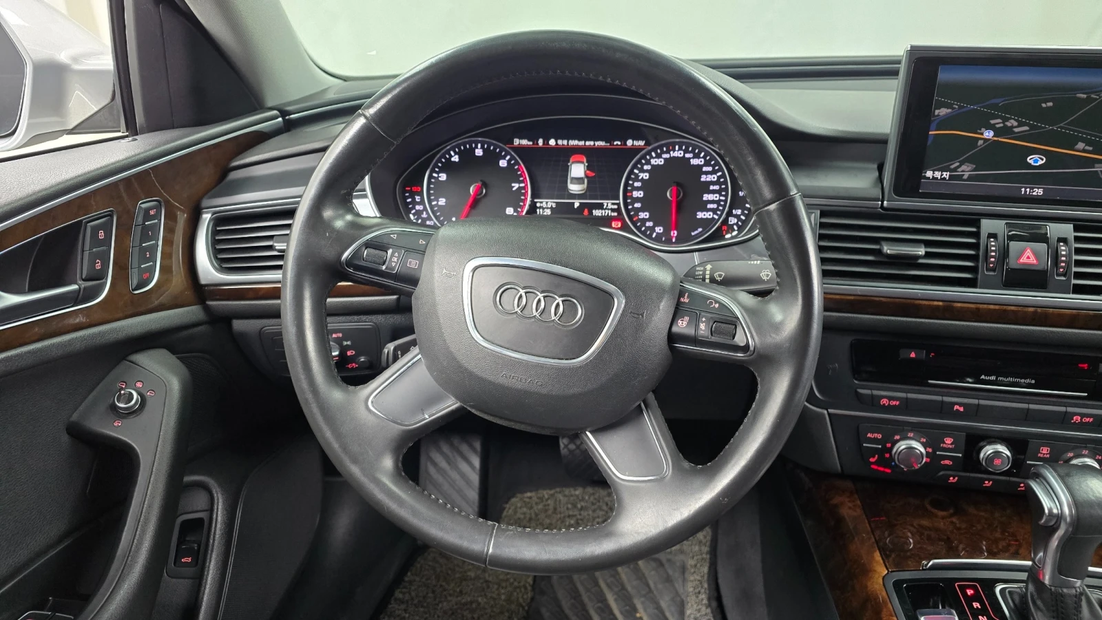 Audi A6 3.0T QUATTRO * ПОДГРЕВ * КАМЕРА * ЛЮК, снимка 13 - Автомобили и джипове - 55279661