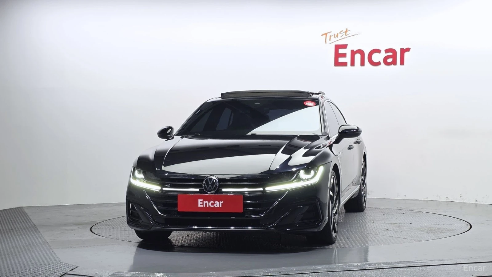 VW Arteon 2.0 TDI R-Line 4Motion, снимка 3 - Автомобили и джипове - 55436539