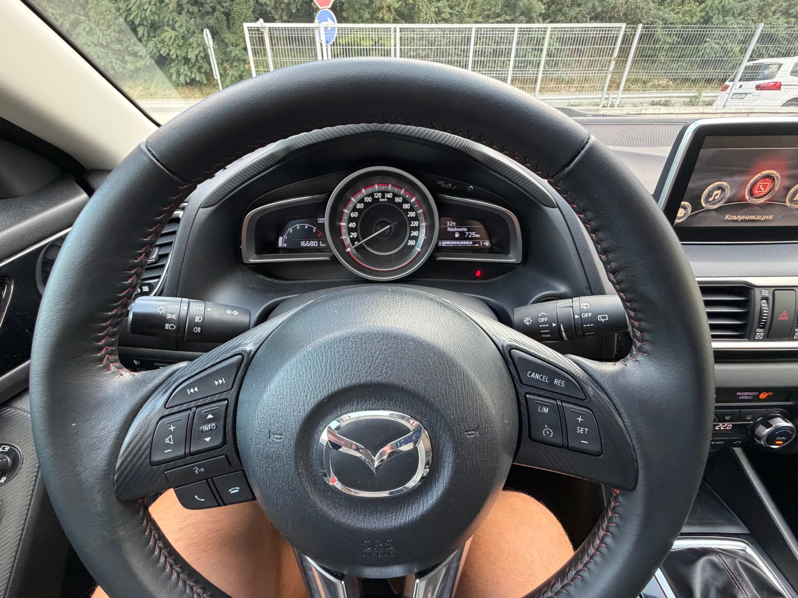 Mazda 3 1.5DIESEL* TOP* EVRO6, снимка 8 - Автомобили и джипове - 55439058