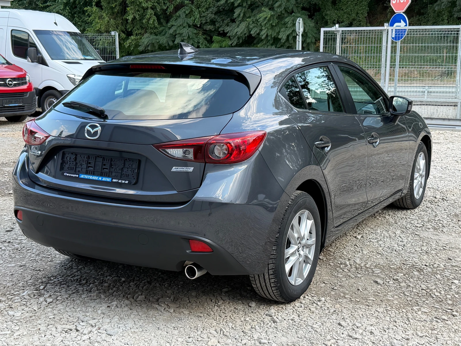 Mazda 3 1.5DIESEL* TOP* EVRO6, снимка 2 - Автомобили и джипове - 55439058
