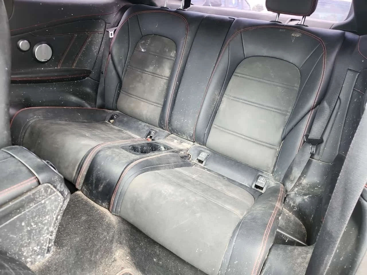 Mercedes-Benz C 43 AMG CARFAX/360 КАМ/ПОДГРЕВ/BURMASTER/ДИСТРОНИК/2 КЛЮЧА, снимка 11 - Автомобили и джипове - 55797763