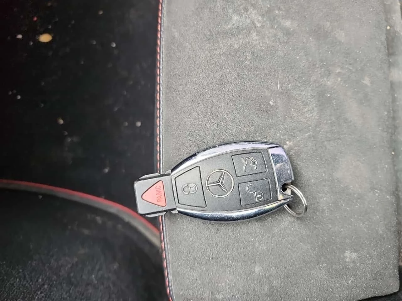 Mercedes-Benz C 43 AMG CARFAX/360 КАМ/ПОДГРЕВ/BURMASTER/ДИСТРОНИК/2 КЛЮЧА, снимка 8 - Автомобили и джипове - 55797763