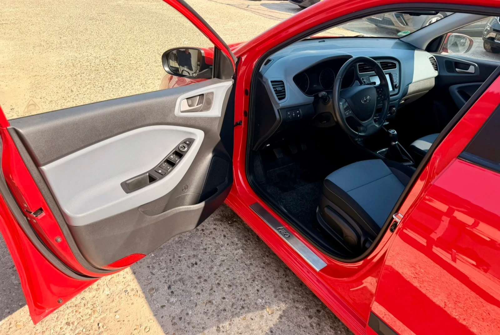 Hyundai I20 1.2 Style * 26 000 kм * Facelift * Kamera * Navi , снимка 7 - Автомобили и джипове - 55874403