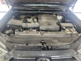 Toyota 4runner  4WD| ПОДГРЕВИ| ПАНОРАМА| 2 КЛЮЧА| , снимка 16