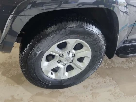 Toyota 4runner  4WD| ПОДГРЕВИ| ПАНОРАМА| 2 КЛЮЧА| , снимка 5
