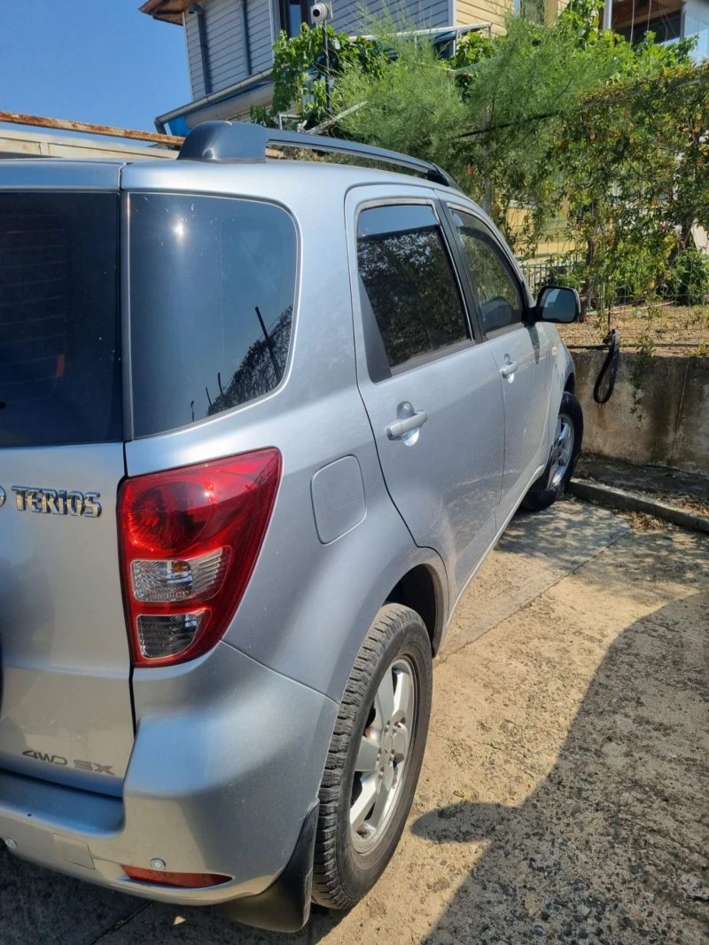 Daihatsu Terios 1.5, снимка 3 - Автомобили и джипове - 51714655