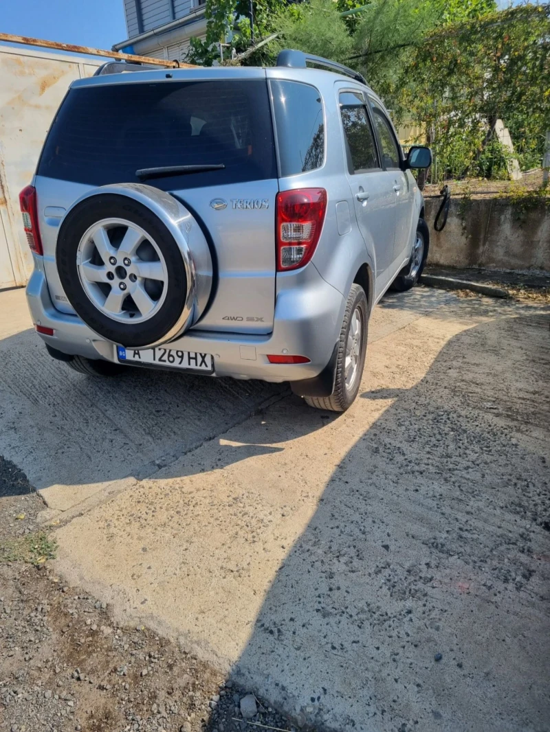 Daihatsu Terios 1.5, снимка 4 - Автомобили и джипове - 51714655