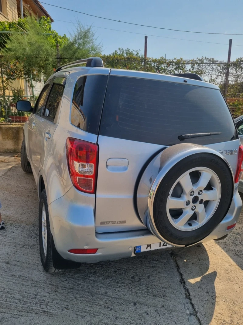 Daihatsu Terios 1.5, снимка 2 - Автомобили и джипове - 51714655