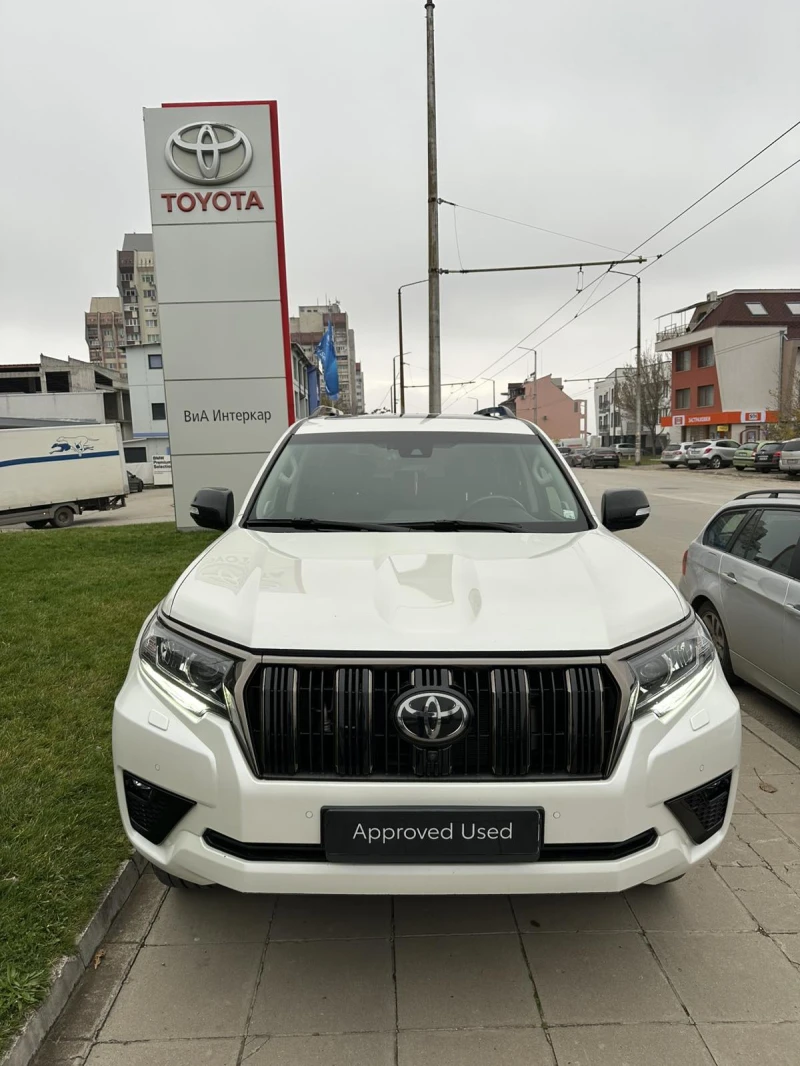Toyota Land cruiser 2.8 Luxury Premium Black Edition, снимка 2 - Автомобили и джипове - 52558848
