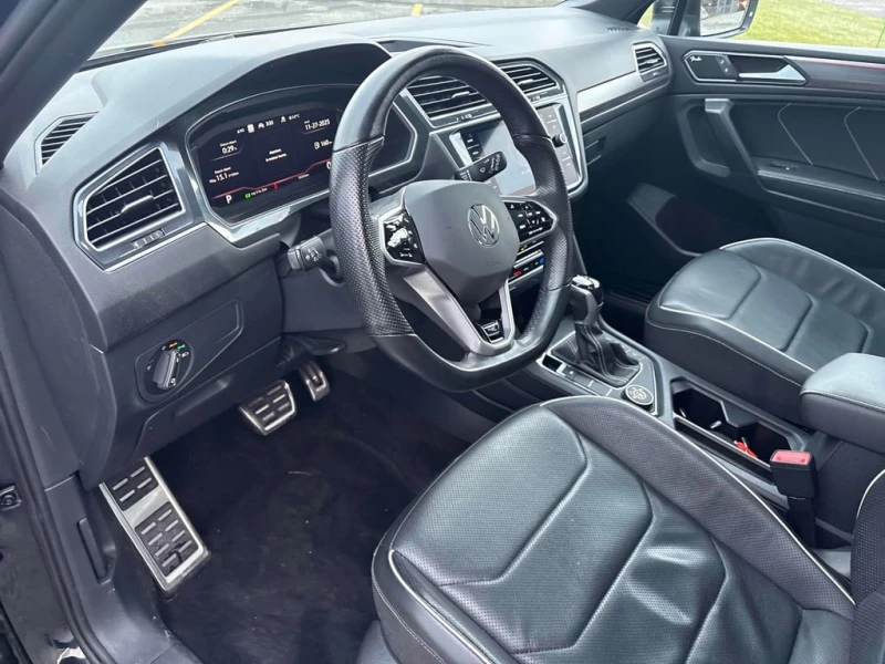 VW Tiguan * Highline R Line * CARFAX * БЕЗ ПЪРВОНАЧАЛНА ВНОС, снимка 5 - Автомобили и джипове - 52627190