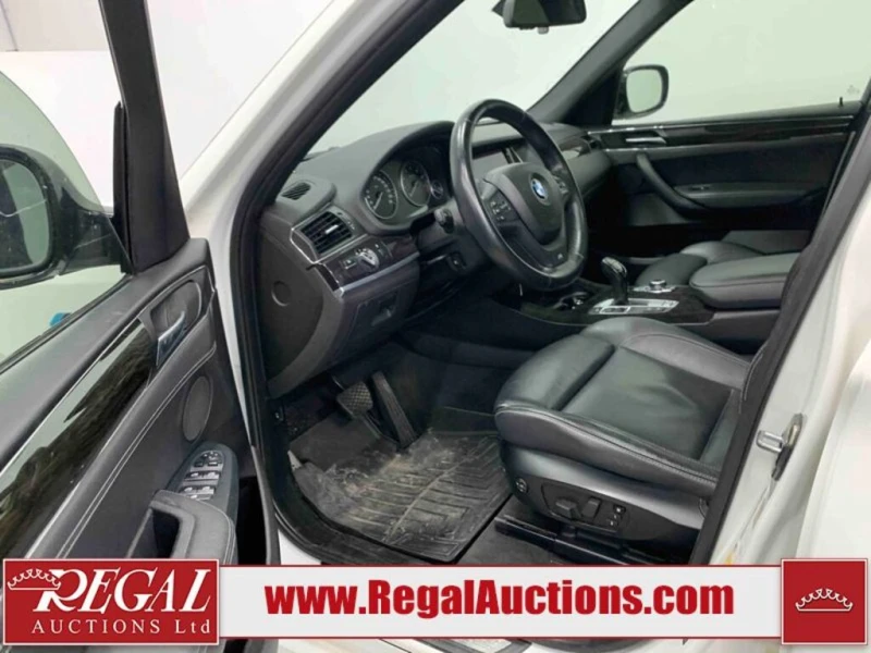 BMW X3 XDRIVE35I* Alpine White* PANO* Кожа* Подгрев* , снимка 10 - Автомобили и джипове - 52837490