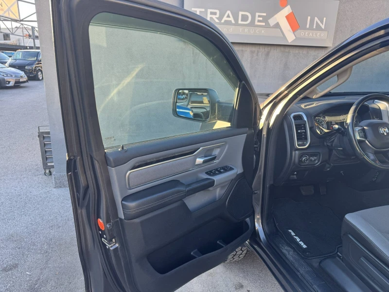 Dodge RAM 1500 BIGHORN 5.7L V8, снимка 8 - Автомобили и джипове - 52929061