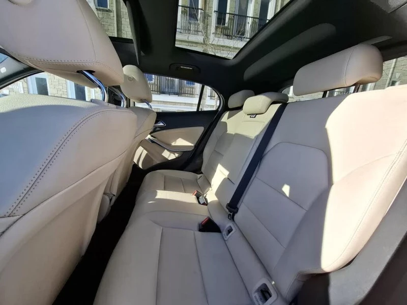 Mercedes-Benz GLA 250 Mercedes-Benz GLA 250 4MATIC* АвтоКредит* (ДО БГ), снимка 10 - Автомобили и джипове - 53248639
