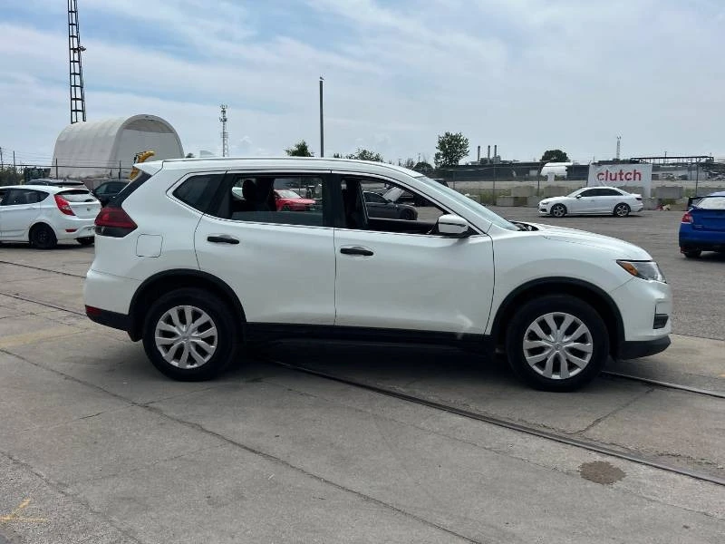 Nissan Rogue * S * CARFAX * ЛИЦЕНЗИРАН ДИЛЪР, снимка 4 - Автомобили и джипове - 55547302
